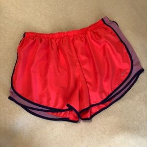 NIKE Tempo Women's 3" Running Shorts (Plus Size)